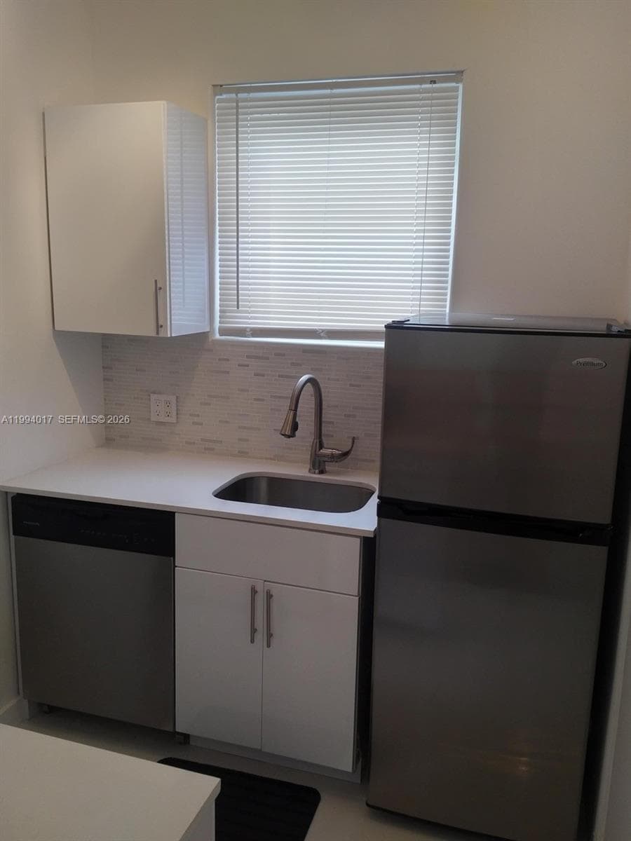 JEFFERSON PLACE CONDO · #7 in Miami Beach - Photo 15