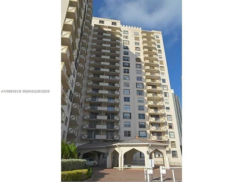 PRINCE GEORGE ARMS CONDO · #12N in Hallandale Beach - Photo 5
