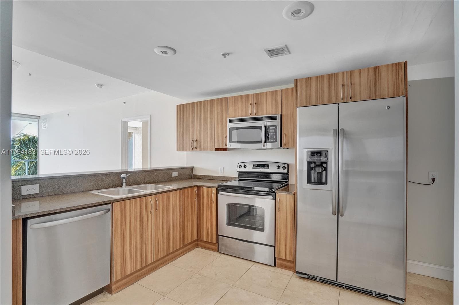 63 NOBE CONDO · #3B in Miami Beach - Photo 8