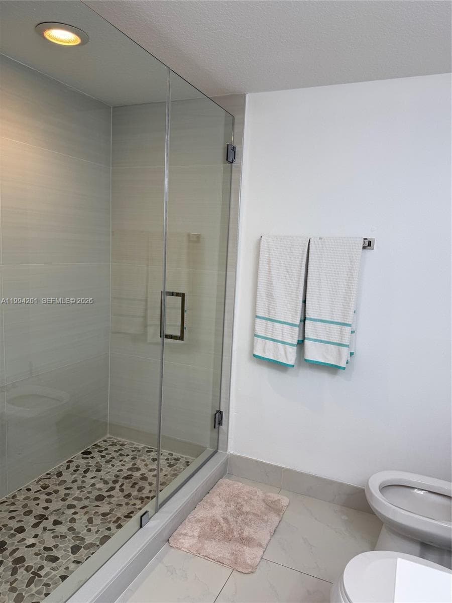Marina Bay Club · #905 in Sunny Isles Beach - Photo 7