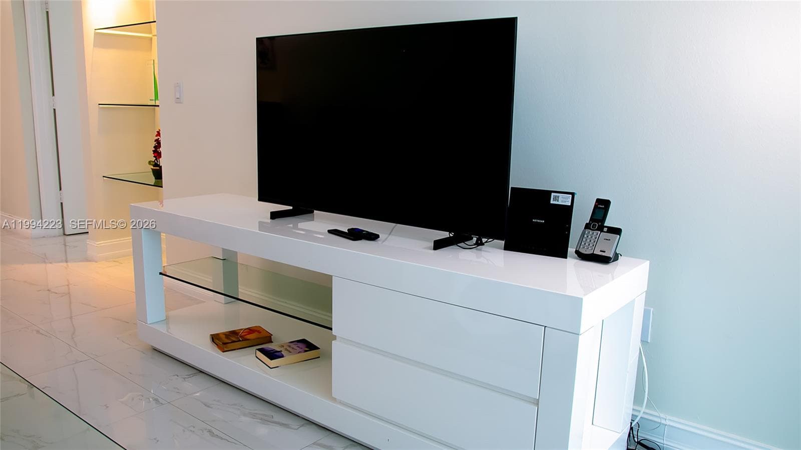 Marina Bay Club · #906 in Sunny Isles Beach - Photo 18