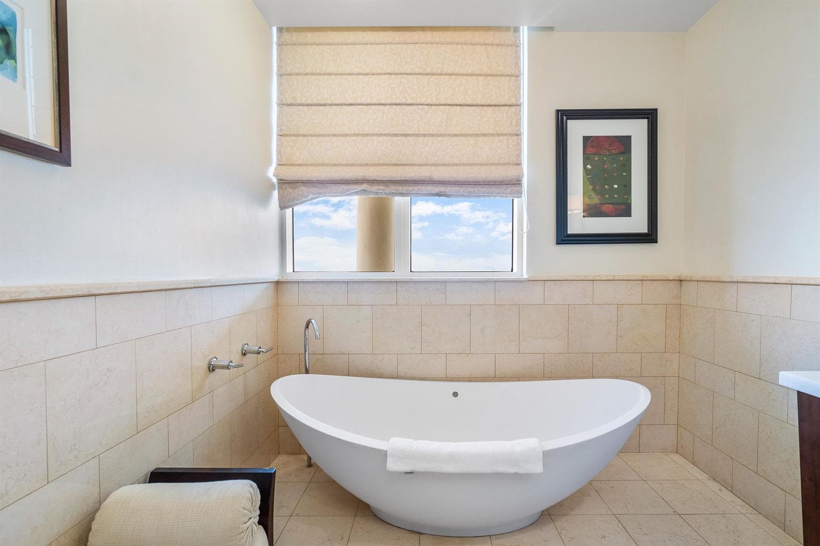 011-3800NorthOceanDrive-RivieraBeach-FL-