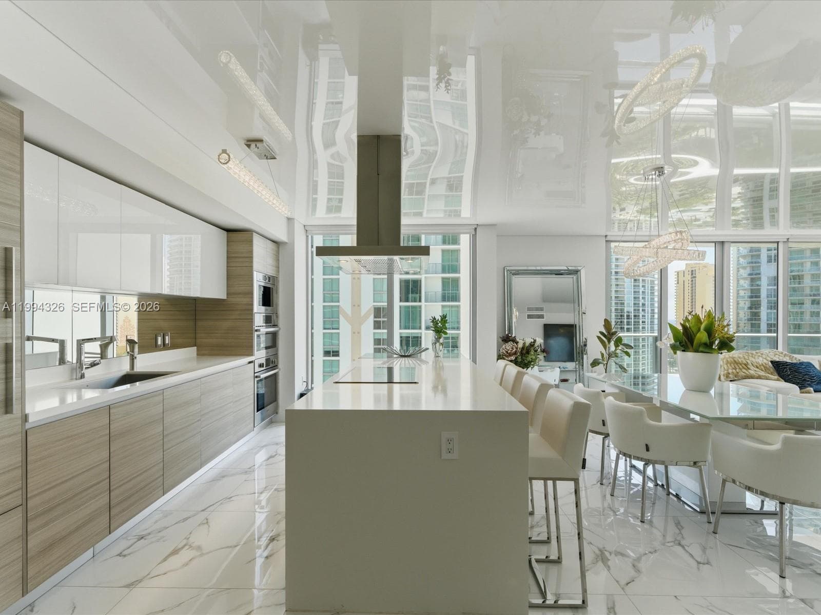 Parque Towers · #5-1508 in Sunny Isles Beach - Photo 2