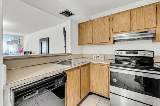CONTINUUM CONDO PH II · #625 in Miami - Photo 10