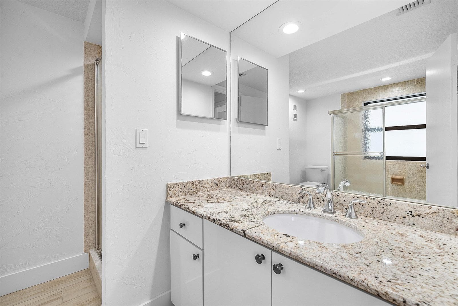 032-1035Southeast6thAvenue-213-DelrayBea