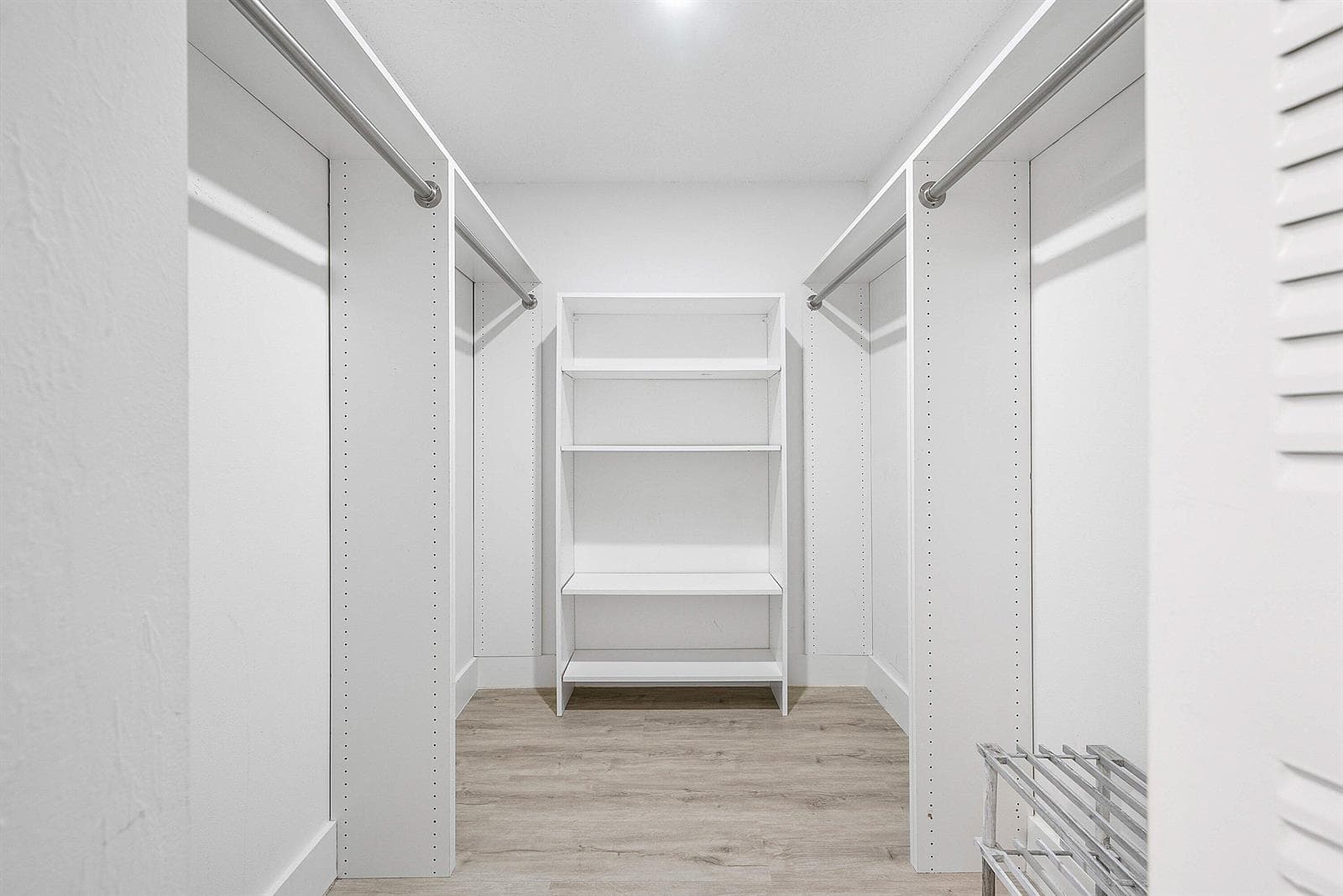035-1035Southeast6thAvenue-213-DelrayBea