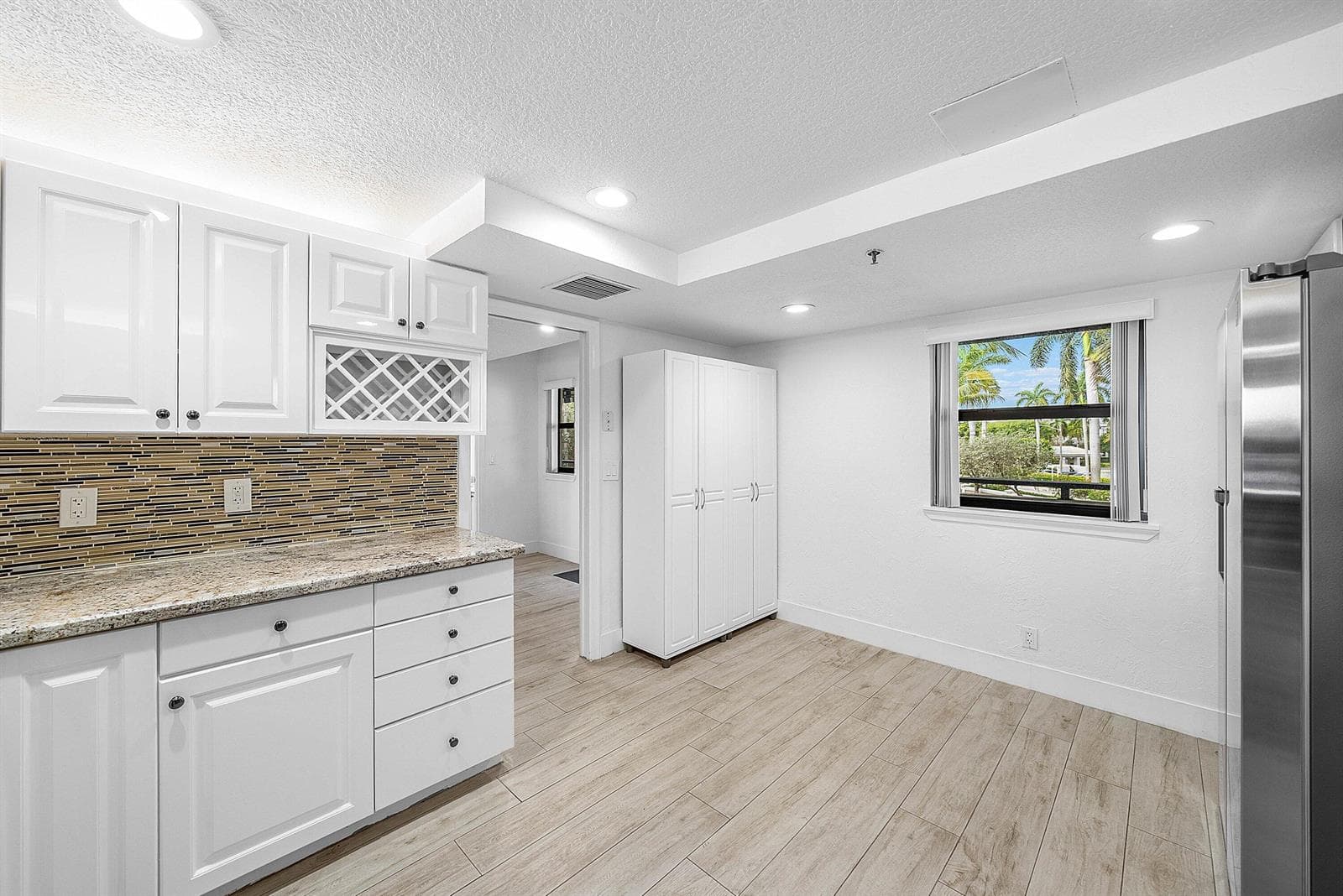 010-1035Southeast6thAvenue-213-DelrayBea