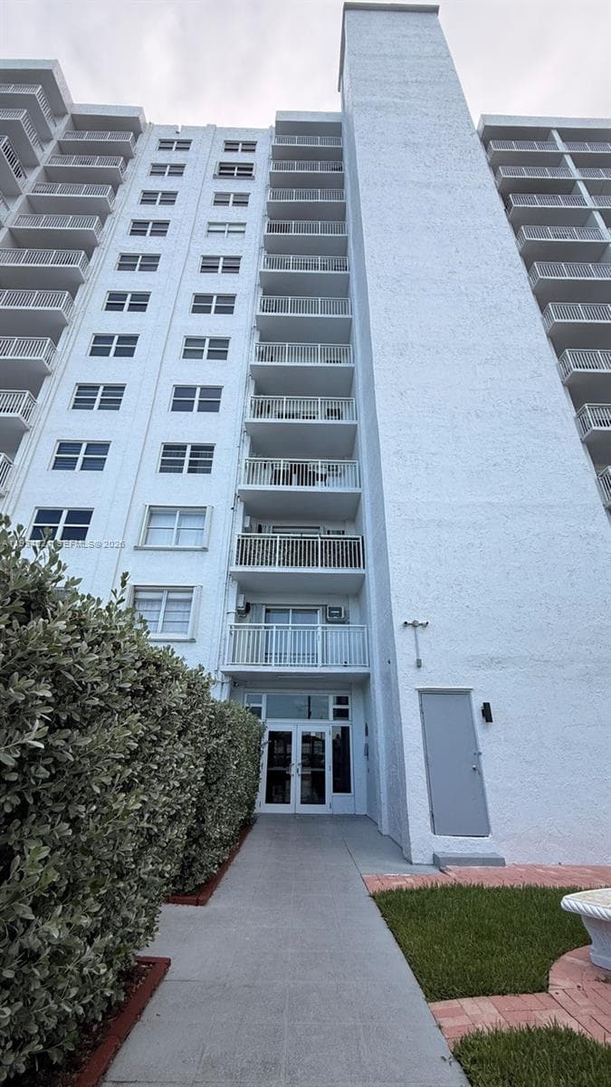 LEISURE BEACH CONDO · #211 in Fort Lauderdale - Photo 23