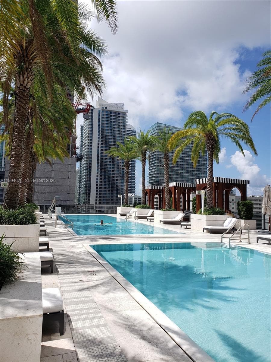 SLS Lux · #2308 in Miami - Photo 15