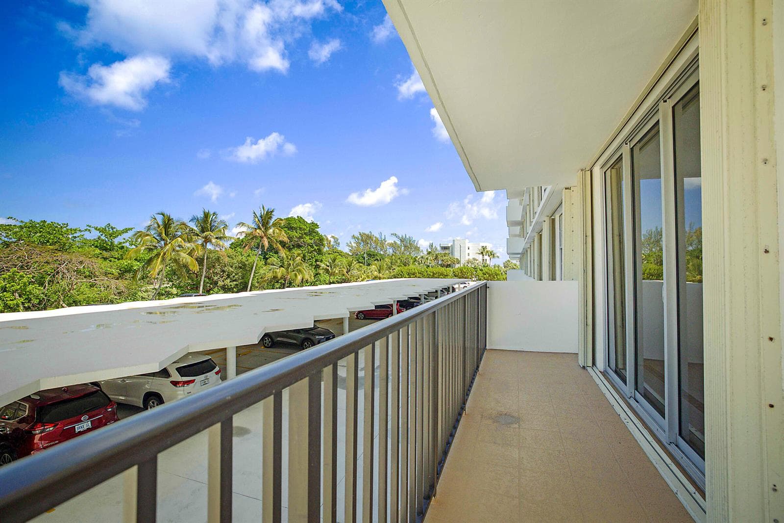 2121 N Ocean Blvd 302 W-32