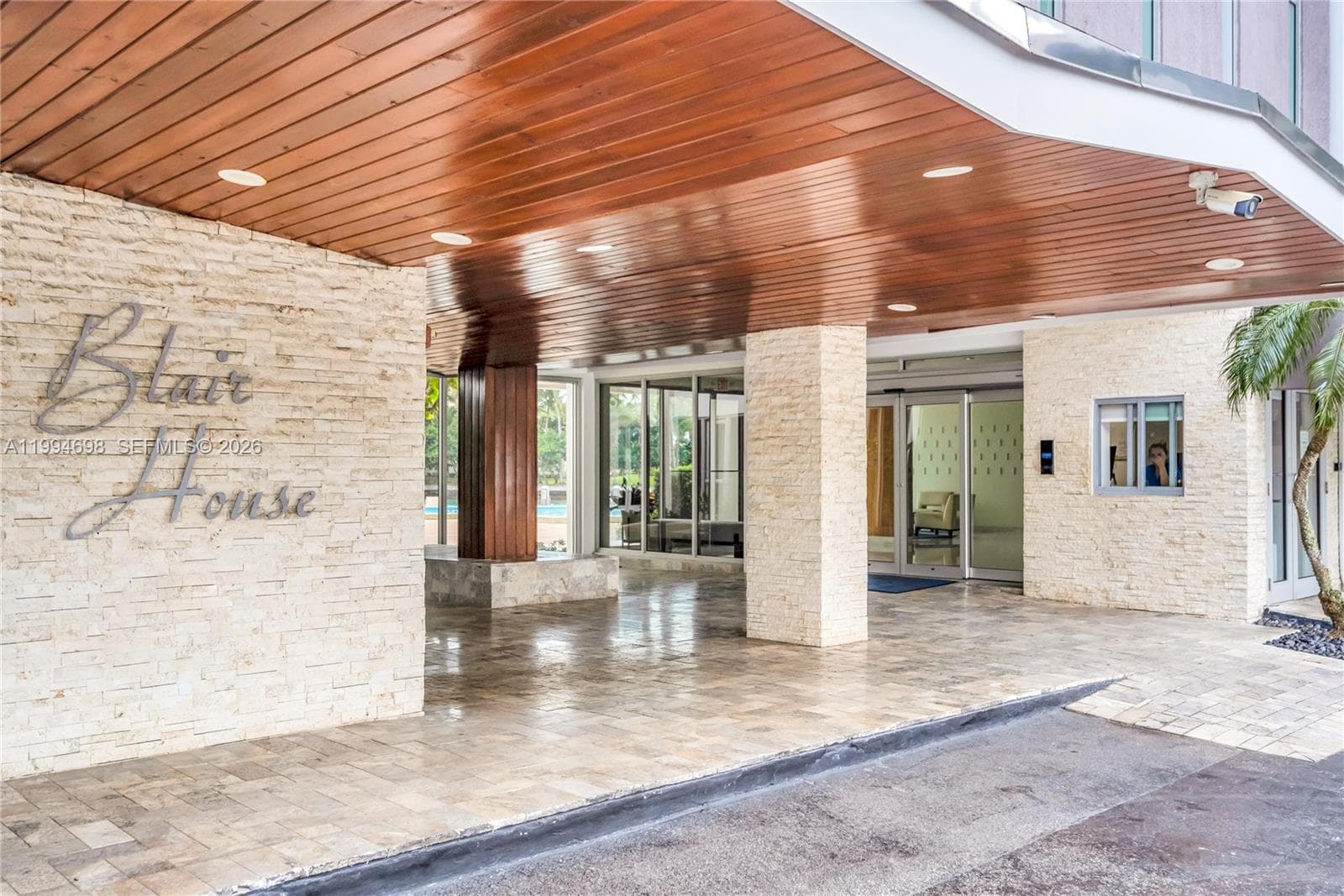 Blair House · #3-C in Bay Harbor Islands - Photo 30
