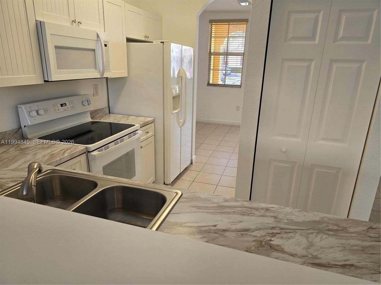 1575 NE 33rd Ave # 9 #104-9 photo 3