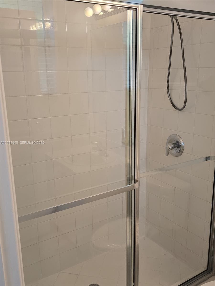 1575 NE 33rd Ave # 9 #104-9 photo 9