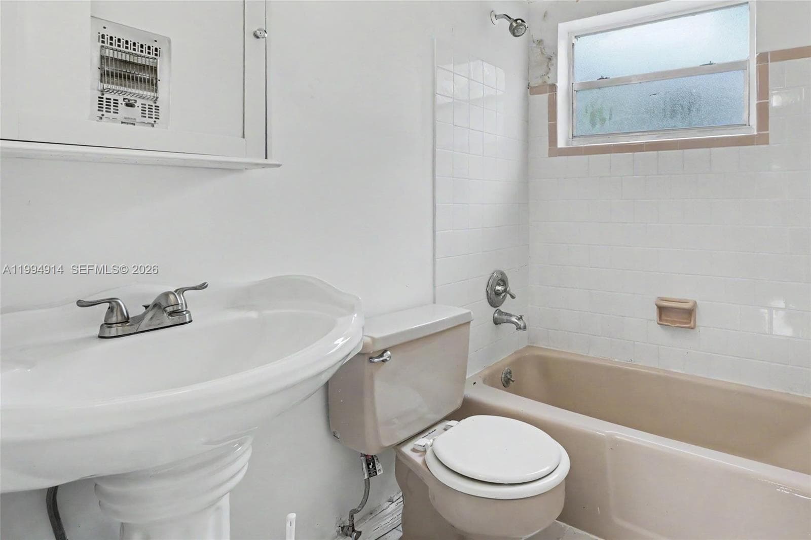 CRYSTAL COURT MANOR NO 6 · #6A in Hollywood - Photo 9