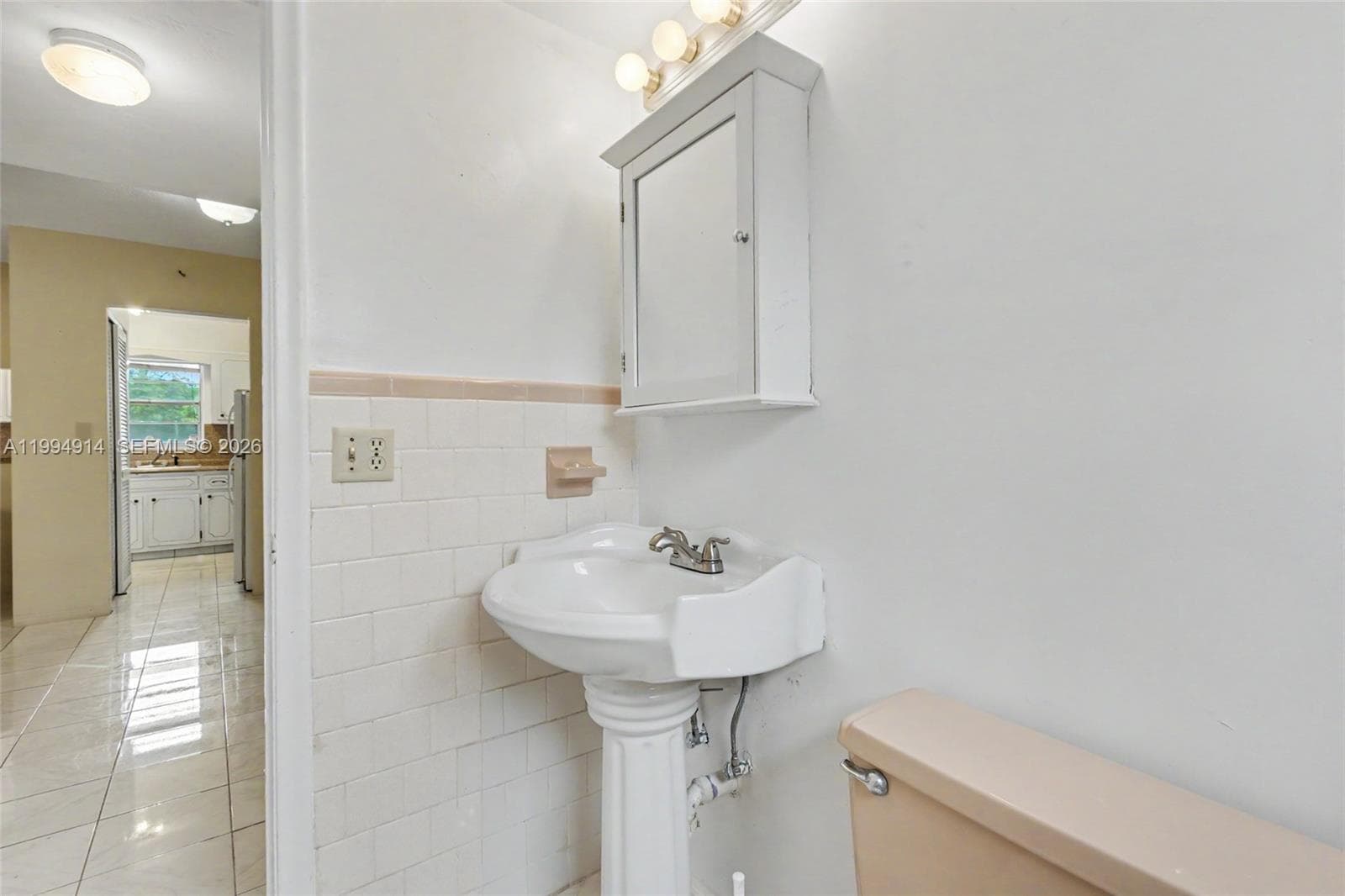 CRYSTAL COURT MANOR NO 6 · #6A in Hollywood - Photo 10