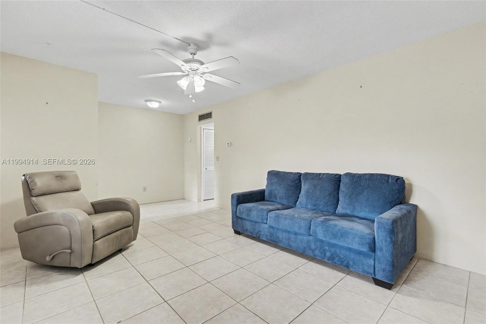 CRYSTAL COURT MANOR NO 6 · #6A in Hollywood - Photo 4