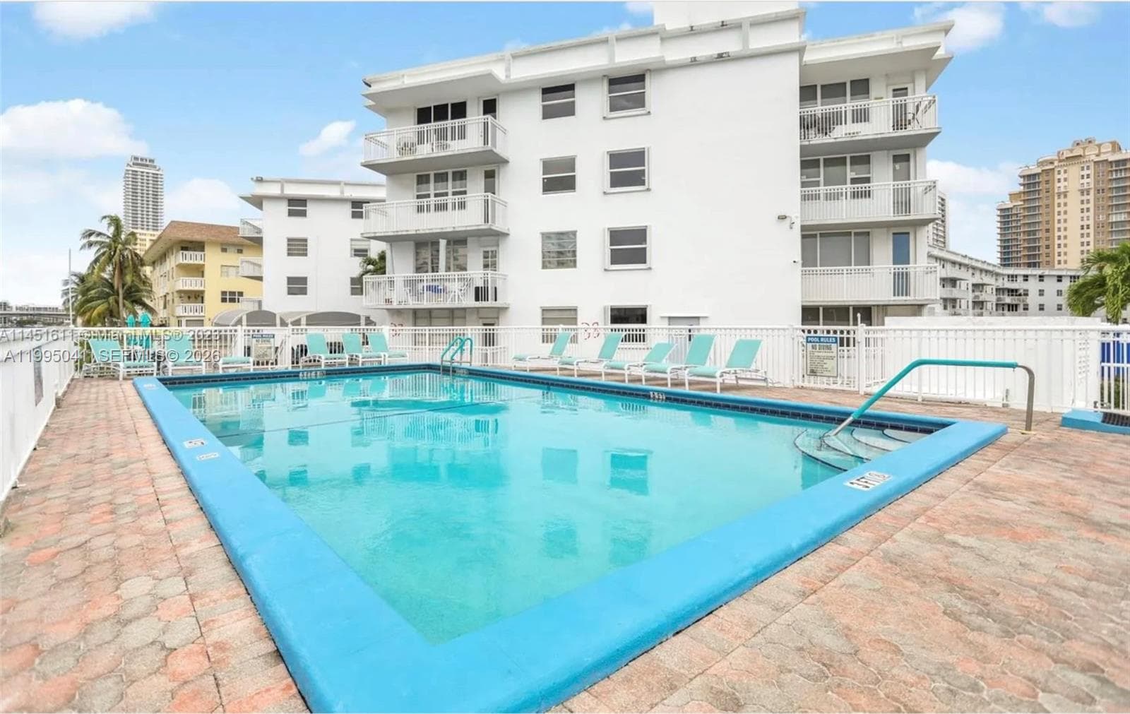 CHELSEA BAYVIEW CONDO · #129 in Hallandale Beach - Photo 6