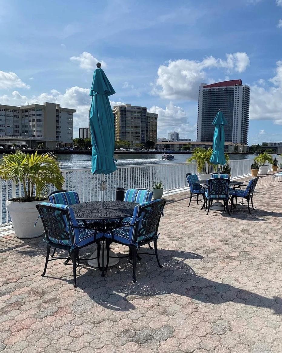 CHELSEA BAYVIEW CONDO · #129 in Hallandale Beach - Photo 8