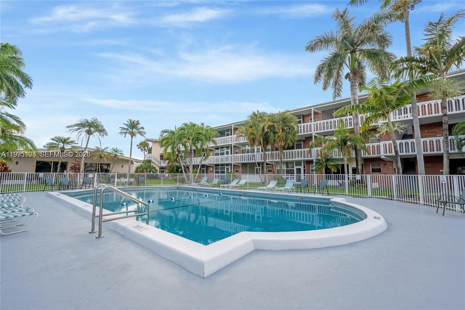 ELDORADO COUNTRY CLUB TOWE · #25C in Hallandale Beach - Photo 5
