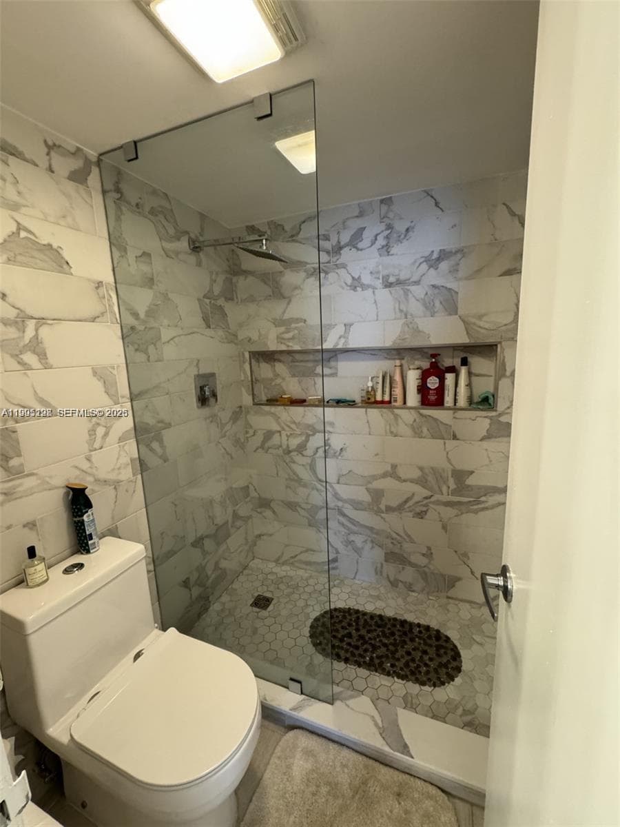 PARKER PLAZA CONDO ESTATE · #815 in Hallandale Beach - Photo 10