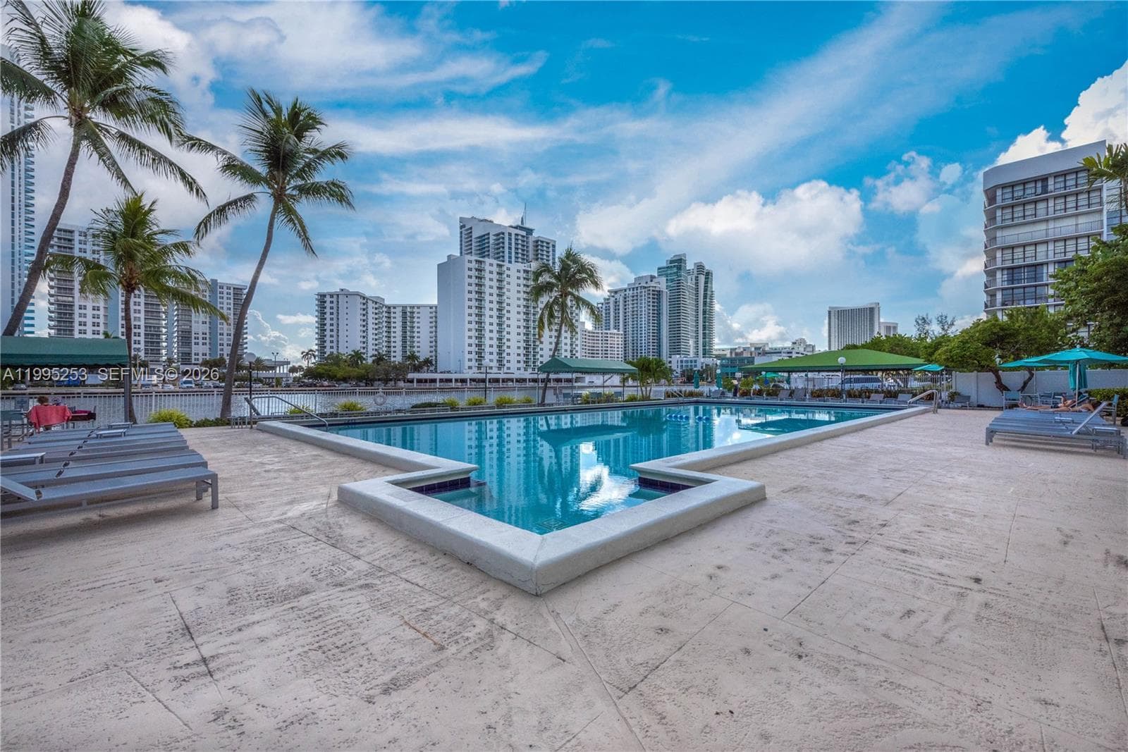 OCEANVIEW PARK CONDO · #901 in Hallandale Beach - Photo 43