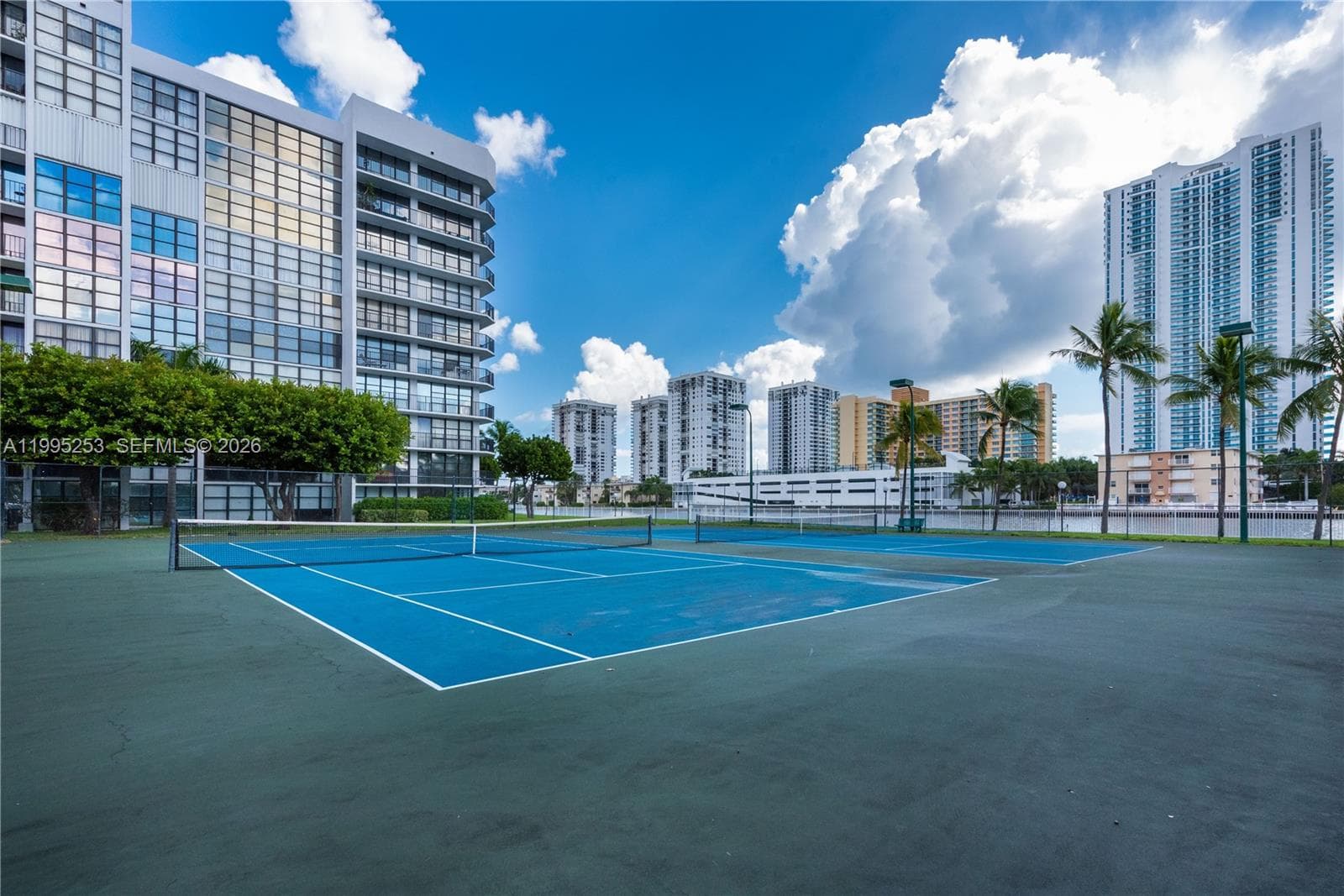 OCEANVIEW PARK CONDO · #901 in Hallandale Beach - Photo 39