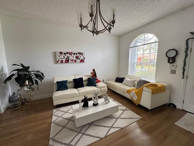 750 SE 28th Ln photo 2