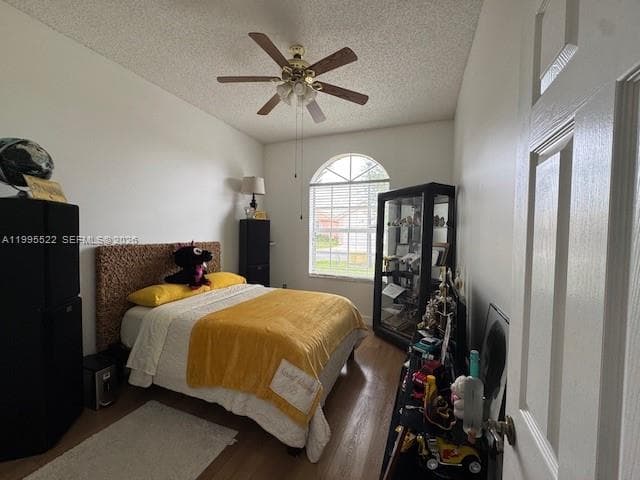 750 SE 28th Ln photo 13