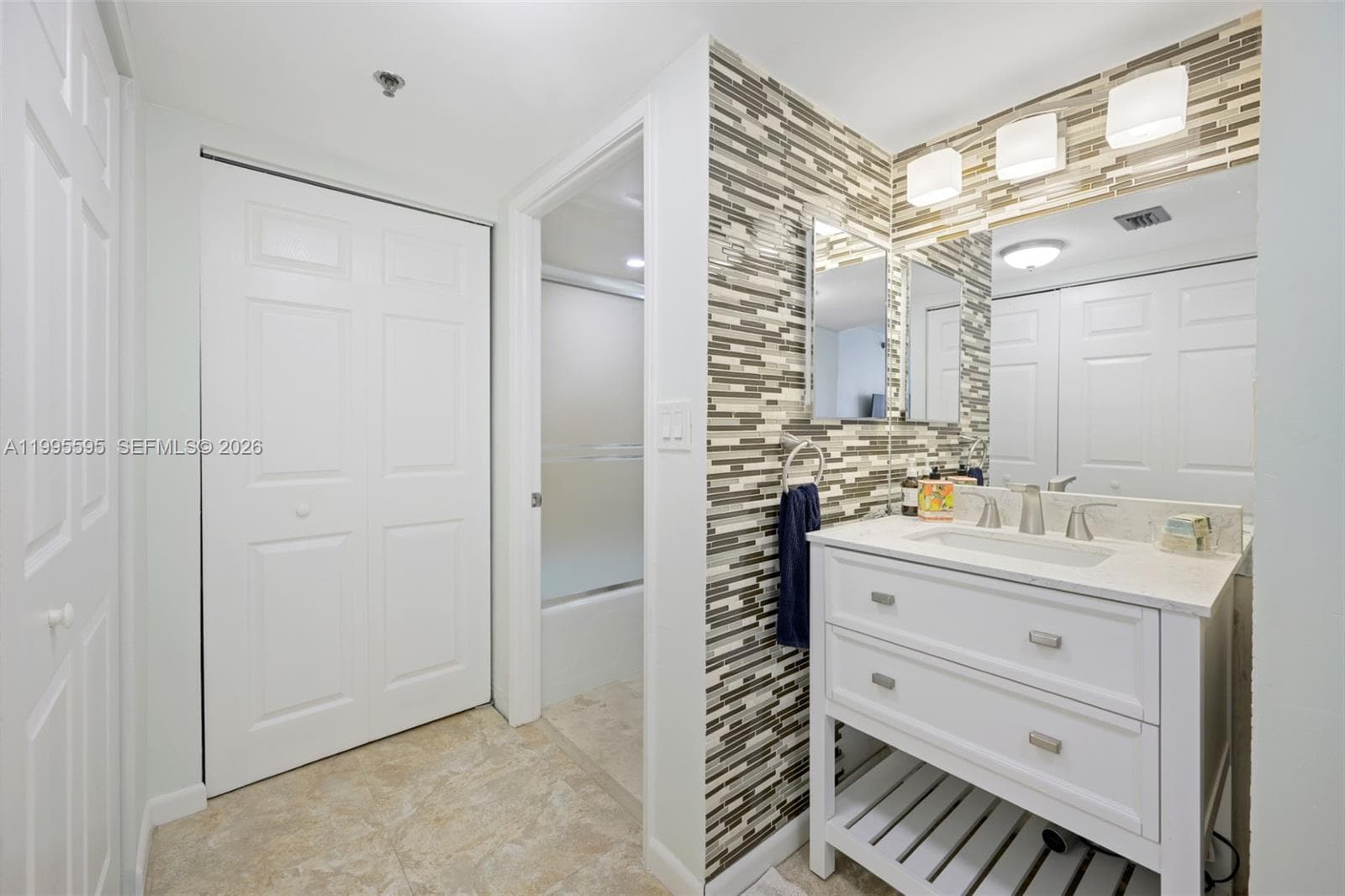 WATERVIEW CONDO · #348 in Aventura - Photo 17