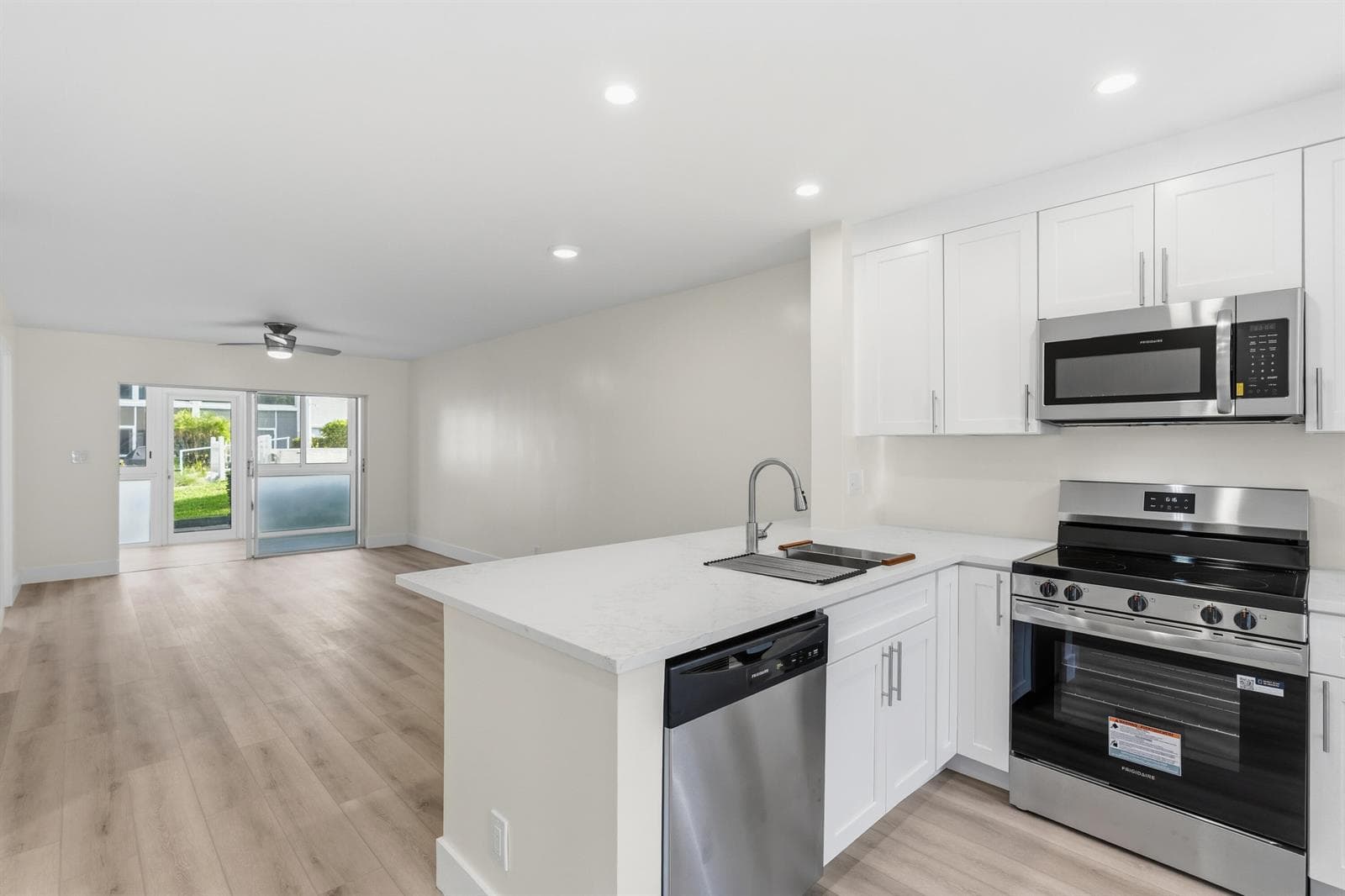 NEW KITCHEN