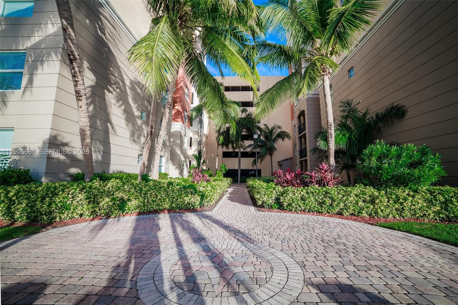 Porto Bellagio · #1717 in Sunny Isles Beach - Photo 20