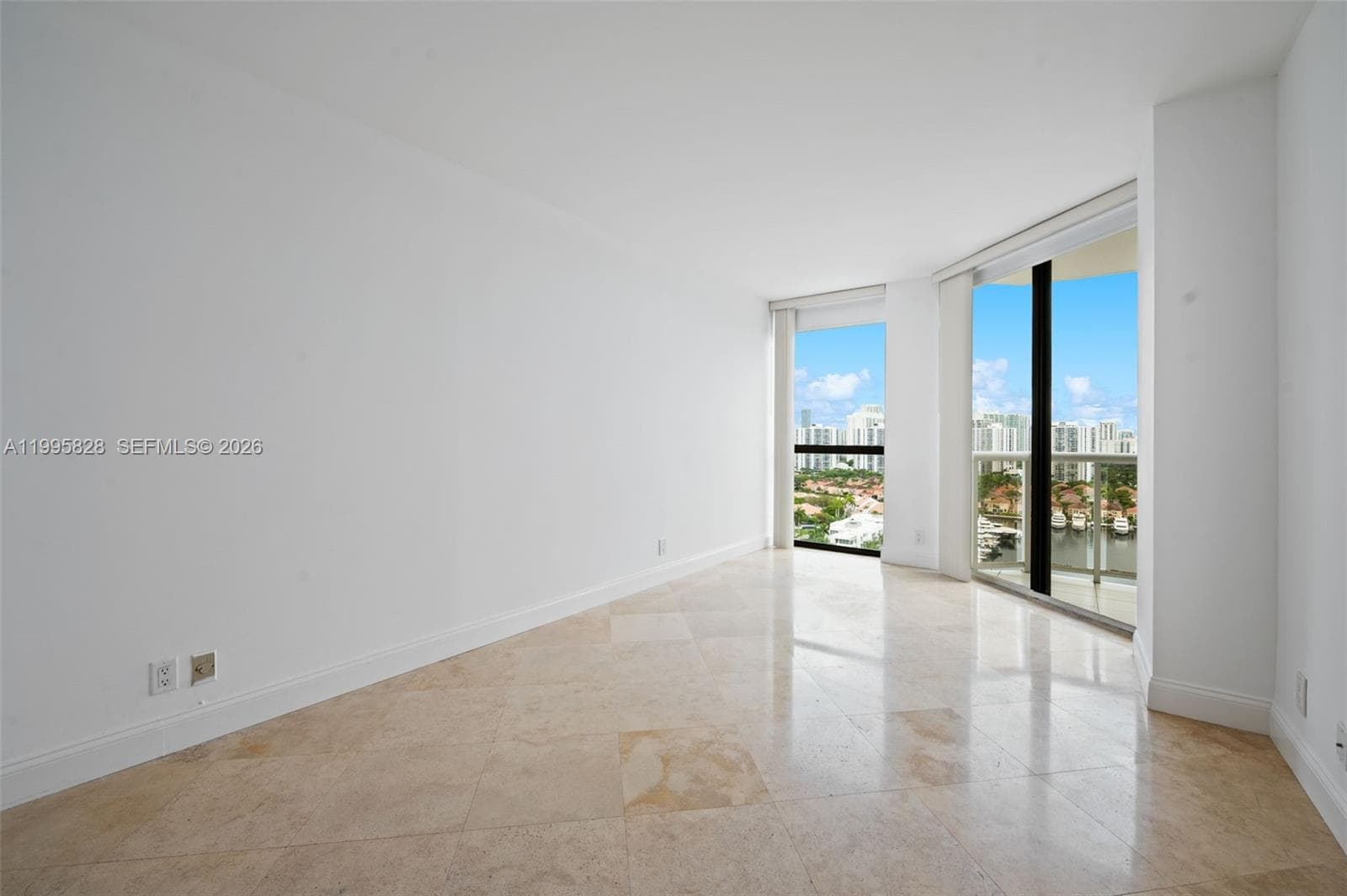 HARBORSIDE · #1807 in Aventura - Photo 17