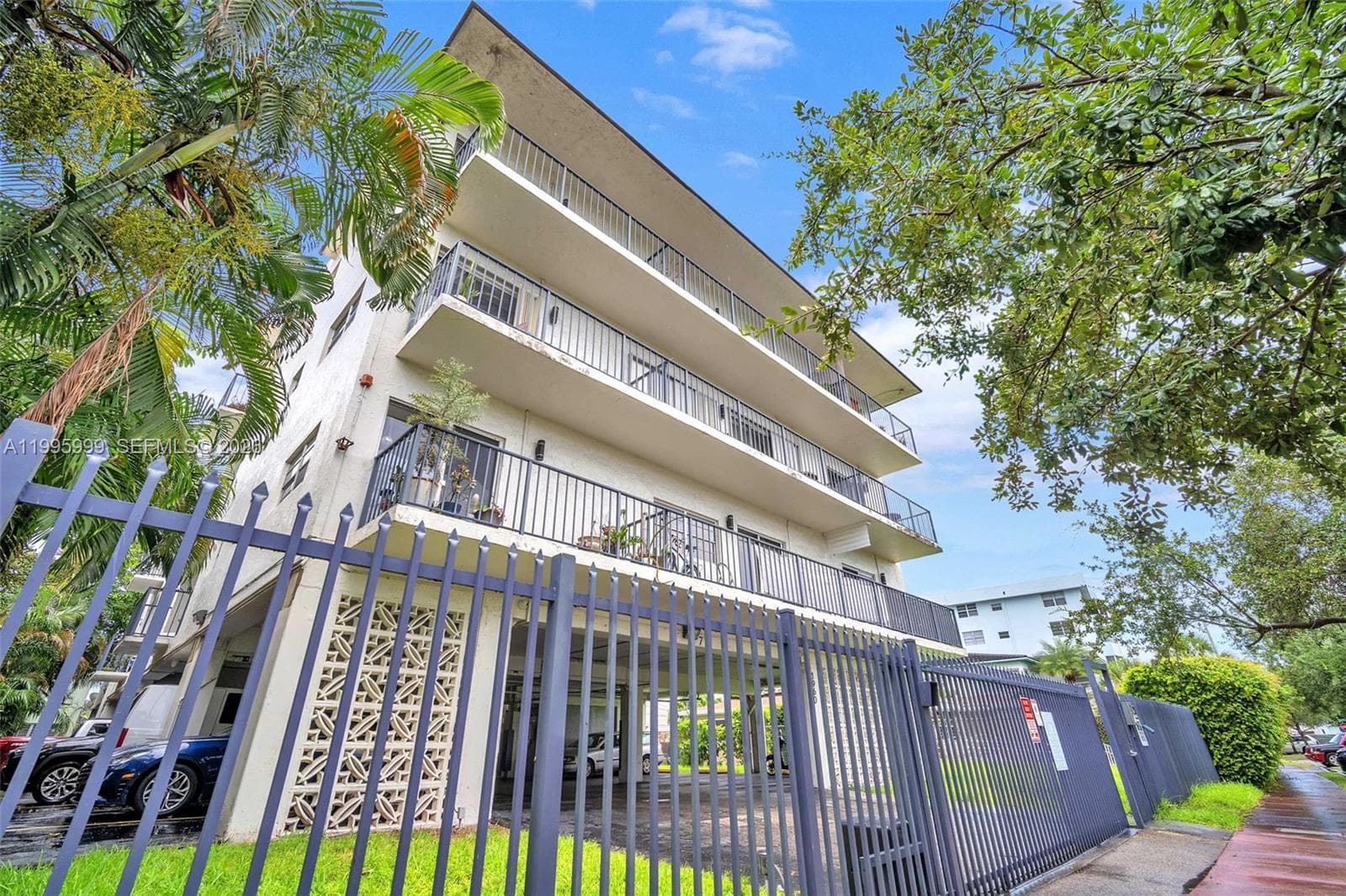 Enchante Condo · #304 in Miami Beach - Photo 19