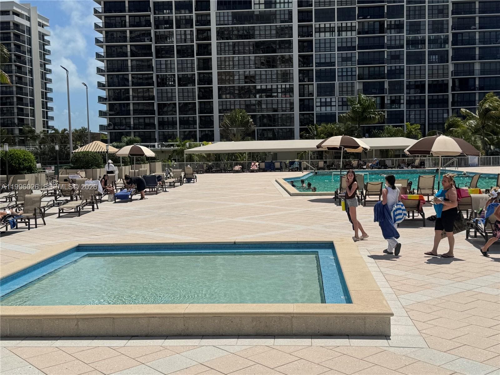 Hemespheres · #12A in Hallandale Beach - Photo 26