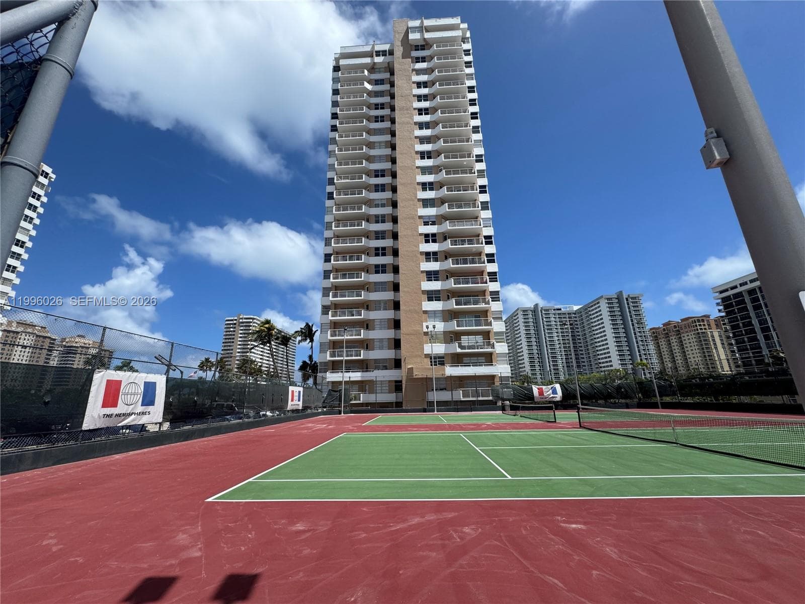 Hemespheres · #12A in Hallandale Beach - Photo 32