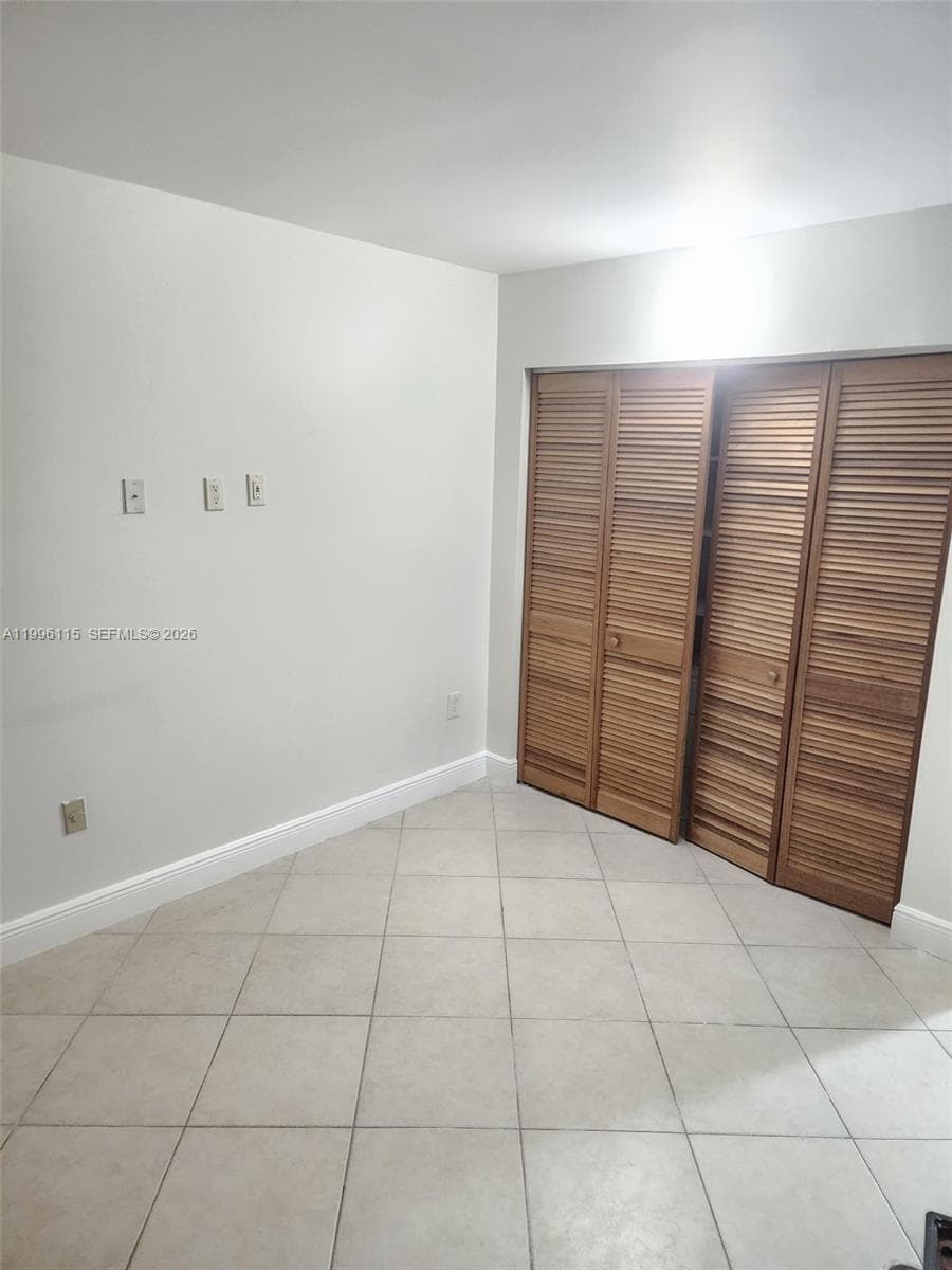 ISLA DEL MAR CONDO · #415 in Miami - Photo 6