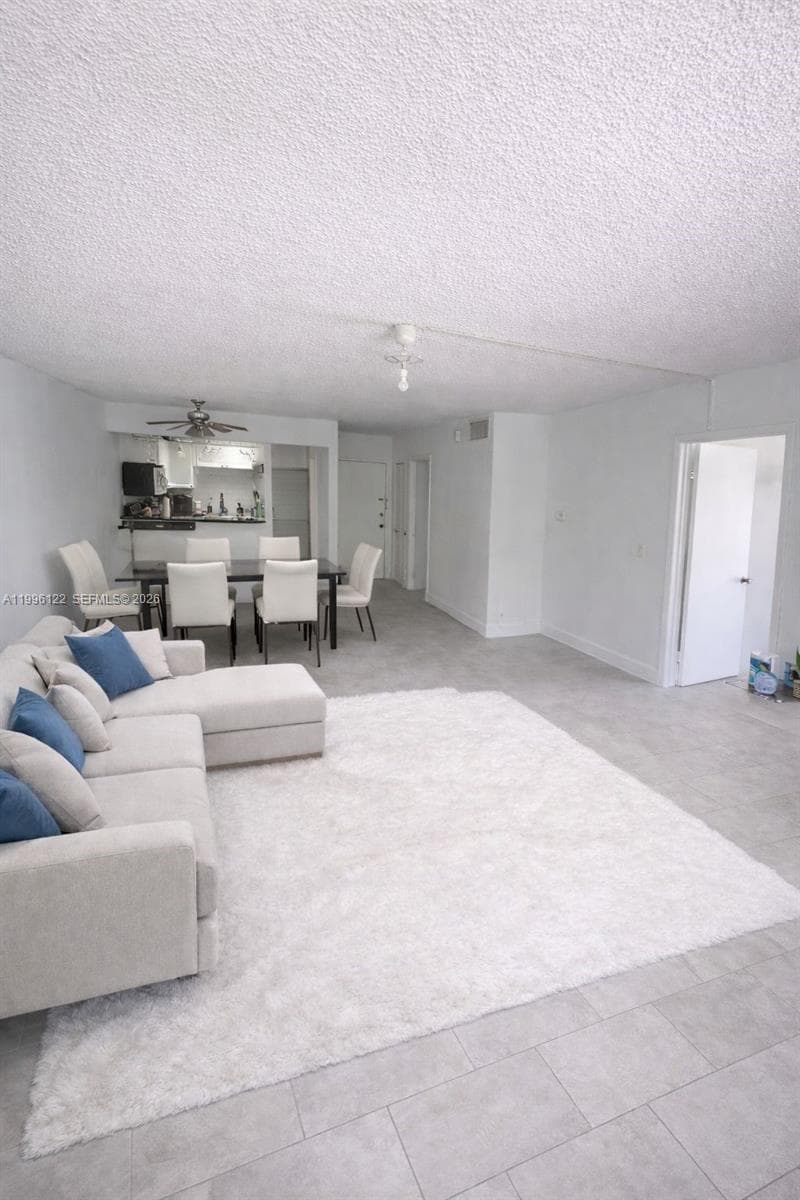 RIVIERA CONDO · #38 in Miami Beach - Photo 4