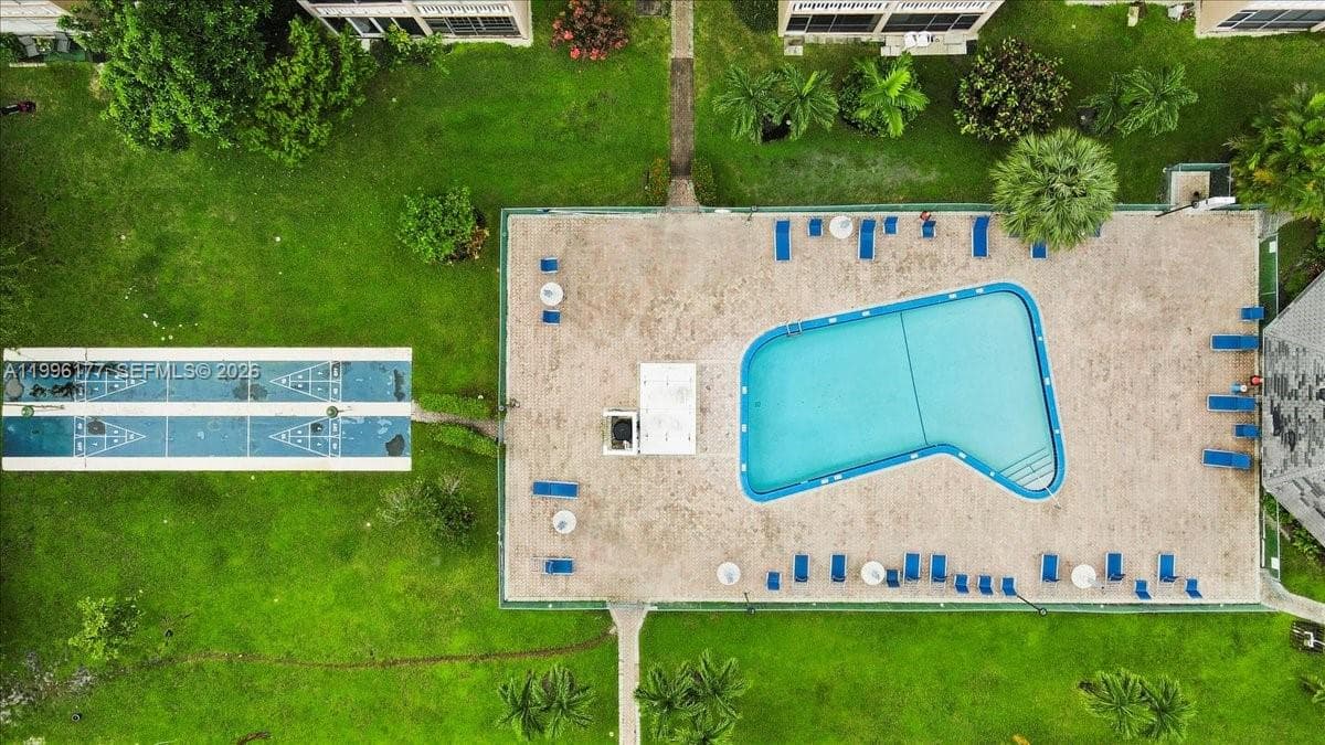 MEADOWBROOK TOWERS CONDO · #201 in Hallandale Beach - Photo 27