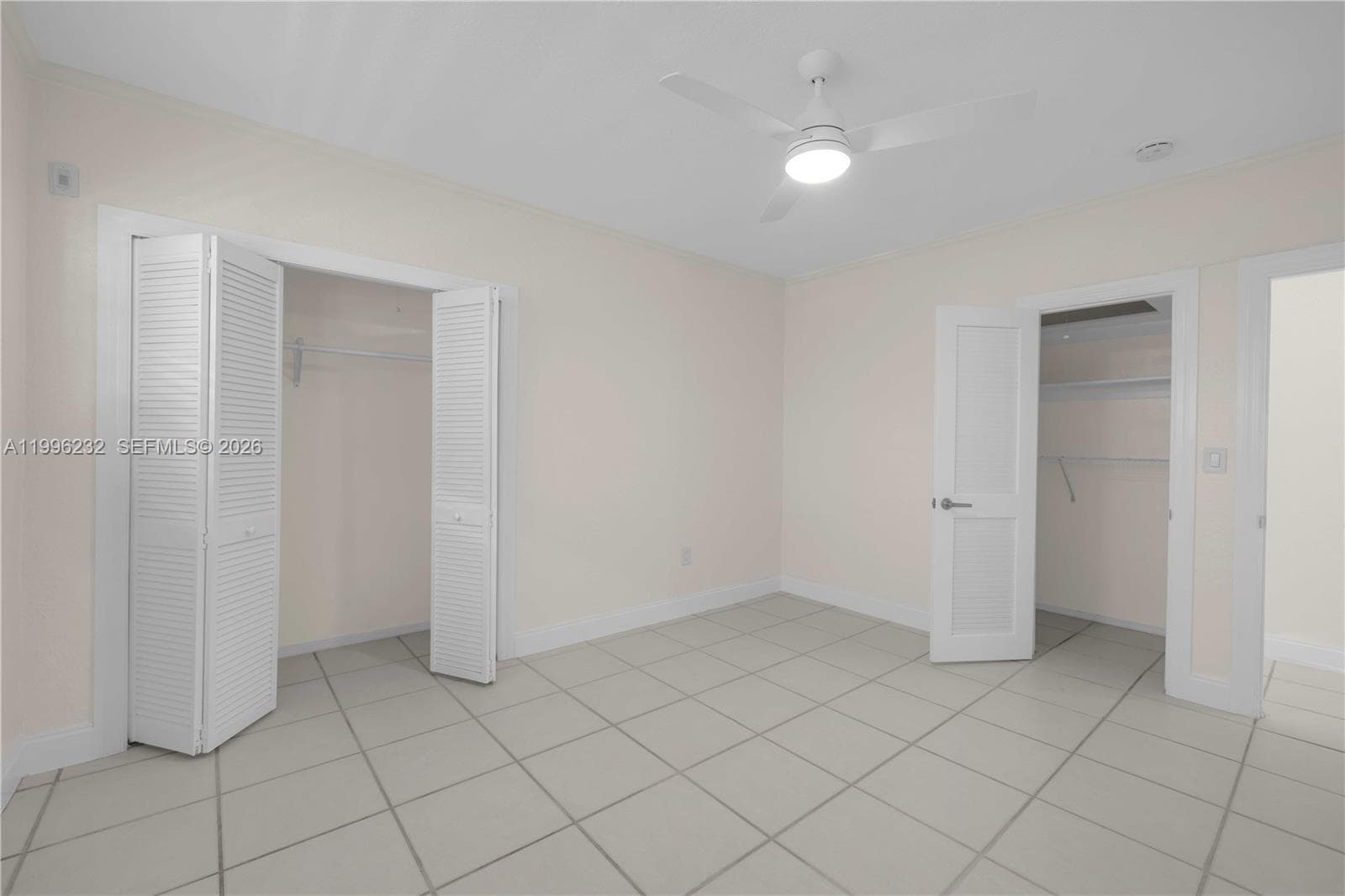 Woodlake · #210 in Hallandale Beach - Photo 16