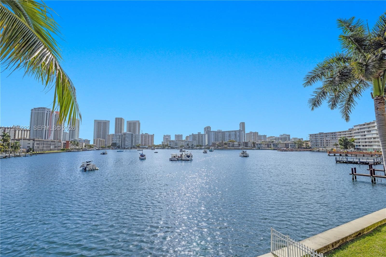 Woodlake · #210 in Hallandale Beach - Photo 22