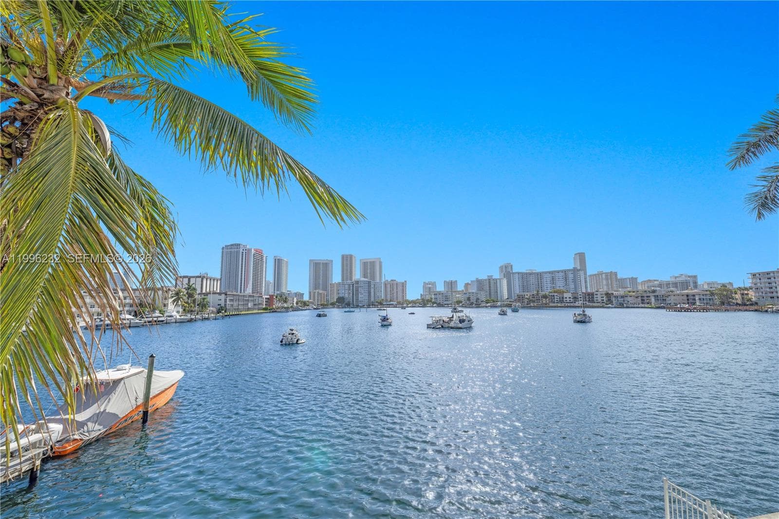 Woodlake · #210 in Hallandale Beach - Photo 24