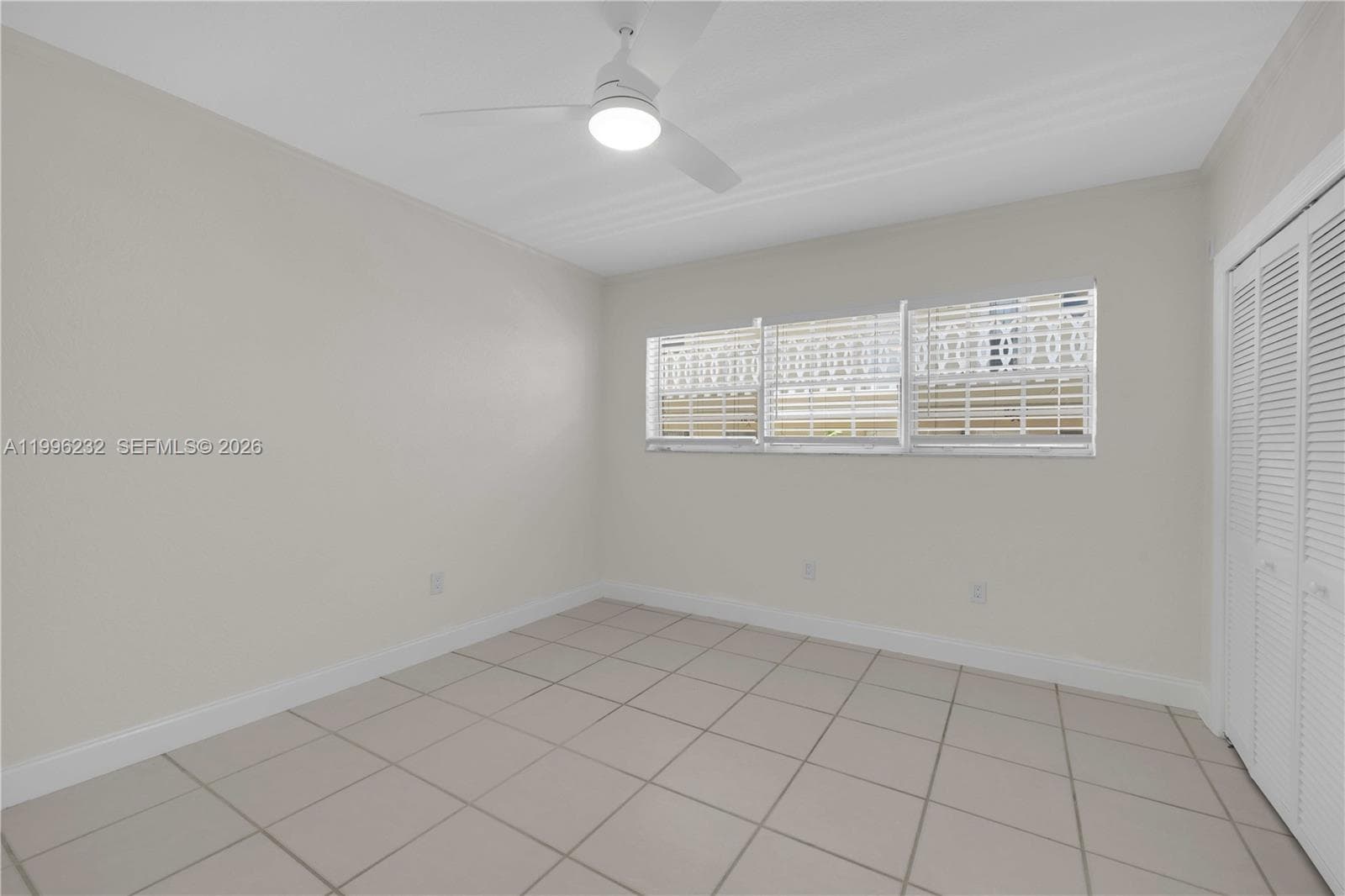 Woodlake · #210 in Hallandale Beach - Photo 15