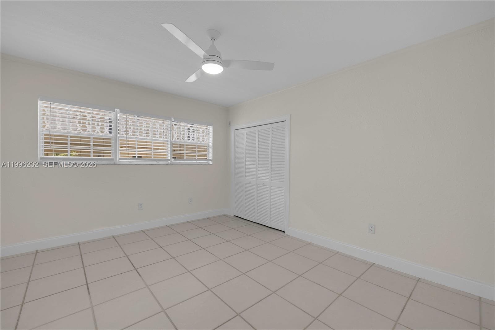 Woodlake · #210 in Hallandale Beach - Photo 11