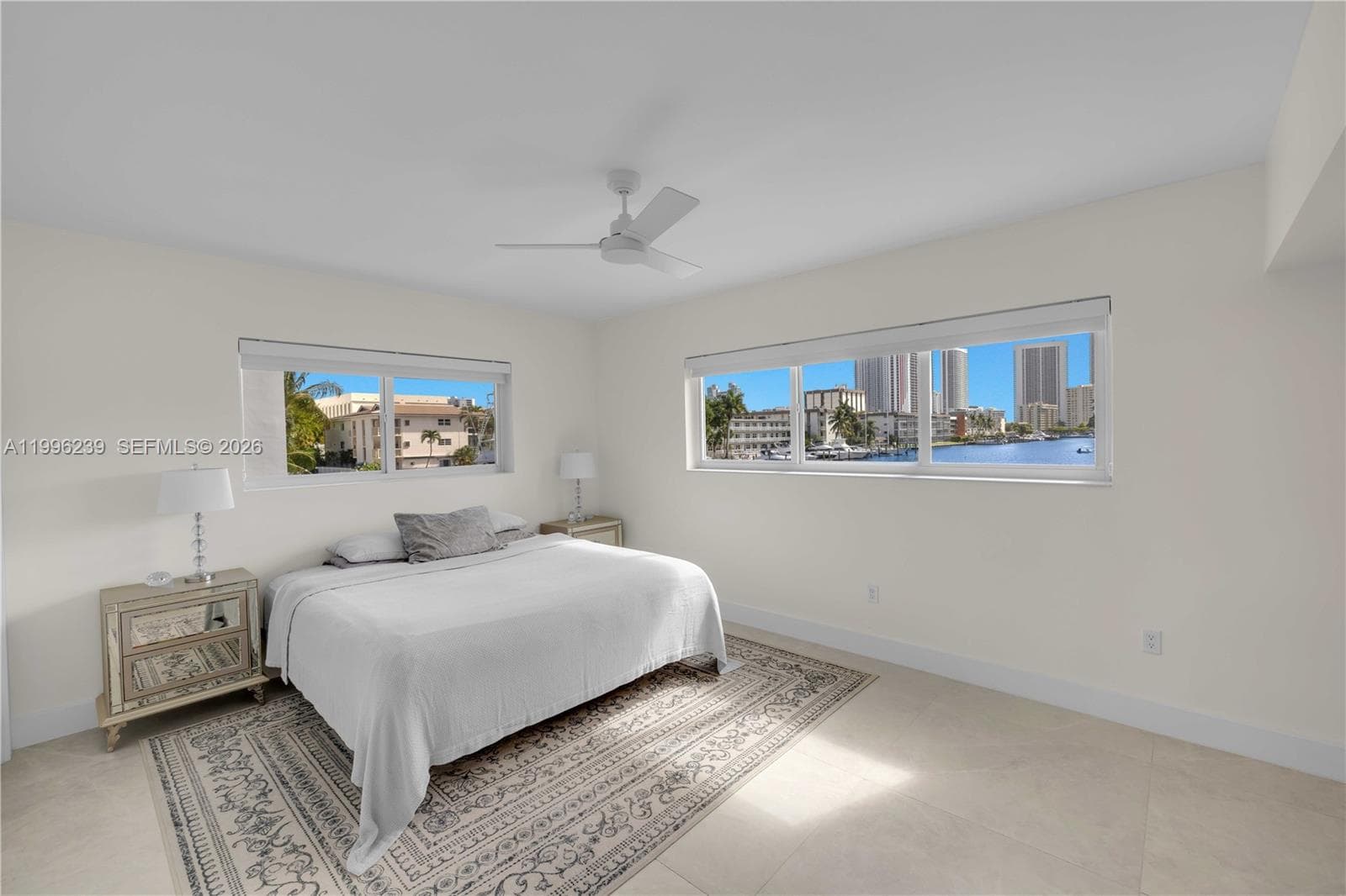 Woodlake · #211 in Hallandale Beach - Photo 17