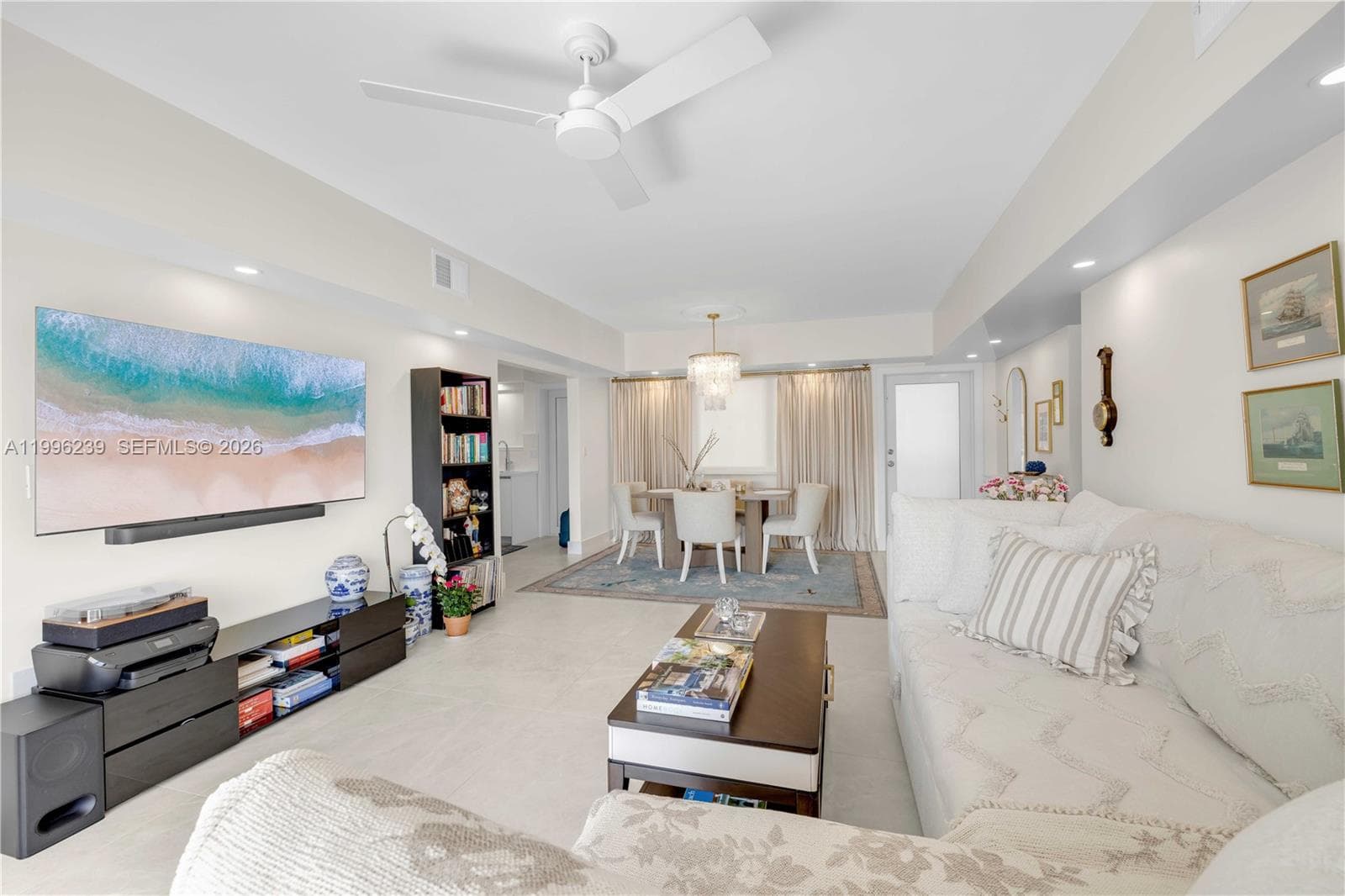 Woodlake · #211 in Hallandale Beach - Photo 7