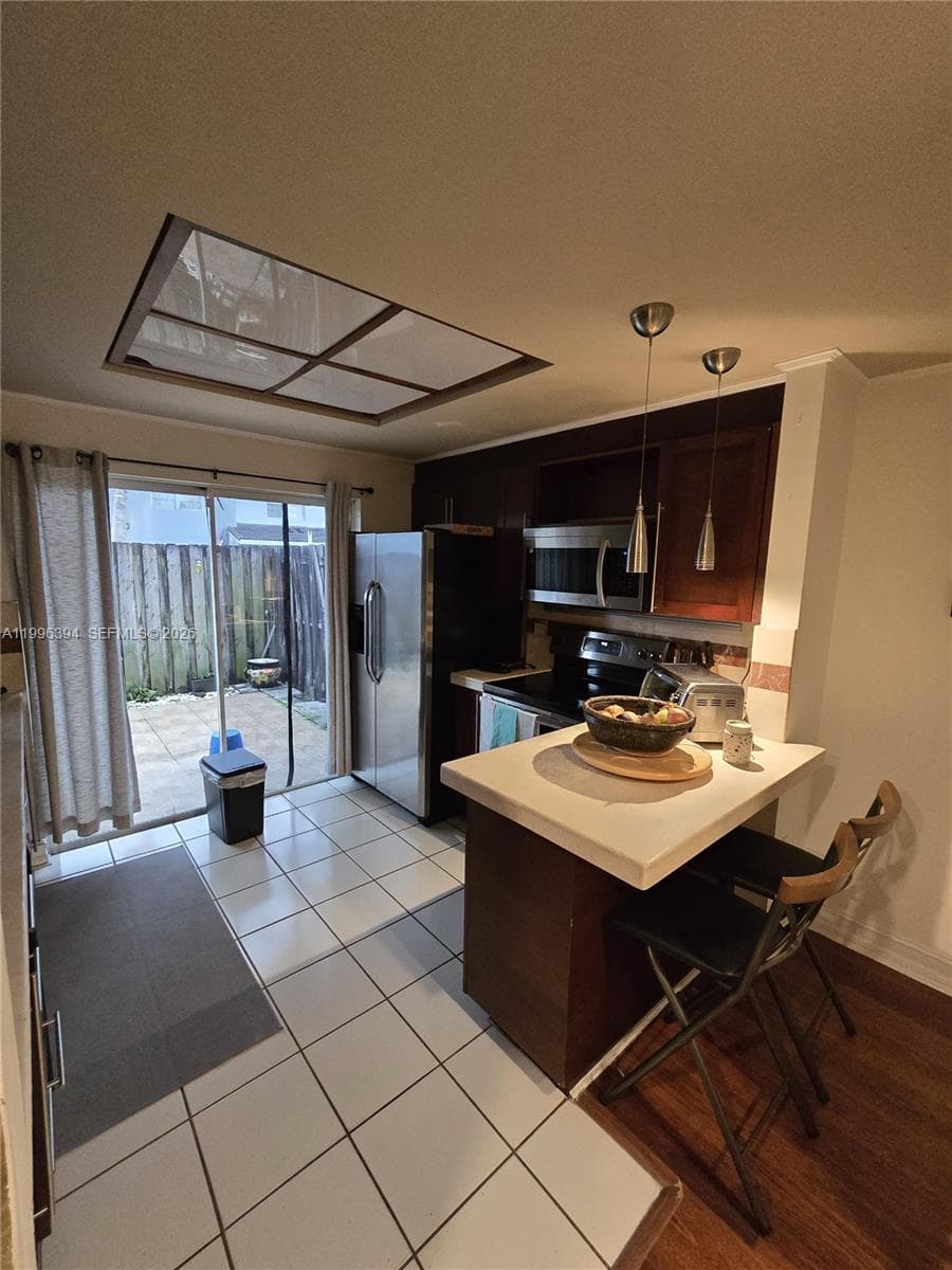 LAGO DEL REY CONDO · #1901 in Hialeah - Photo 2