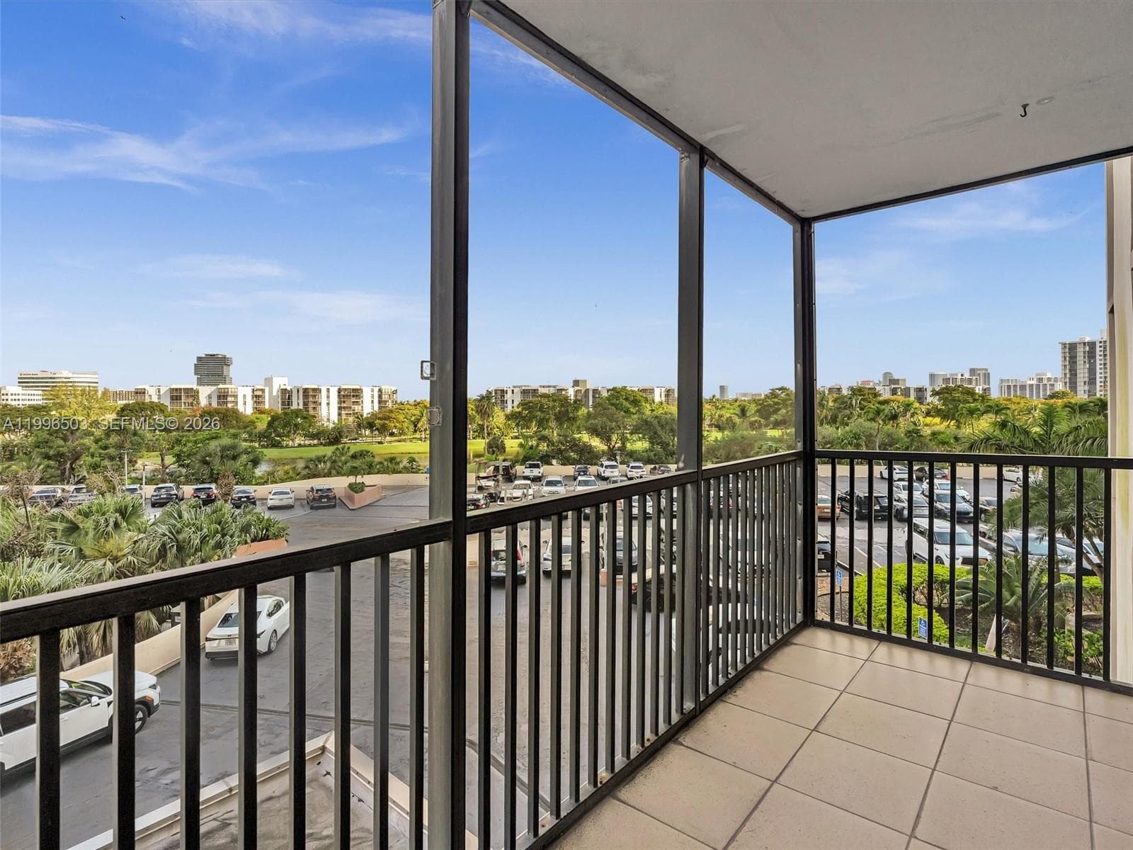 CORONADO · #521 in Aventura - Photo 11