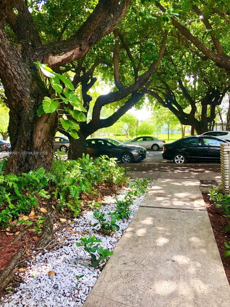 The Leslie Condo · #5 in Miami Beach - Photo 2