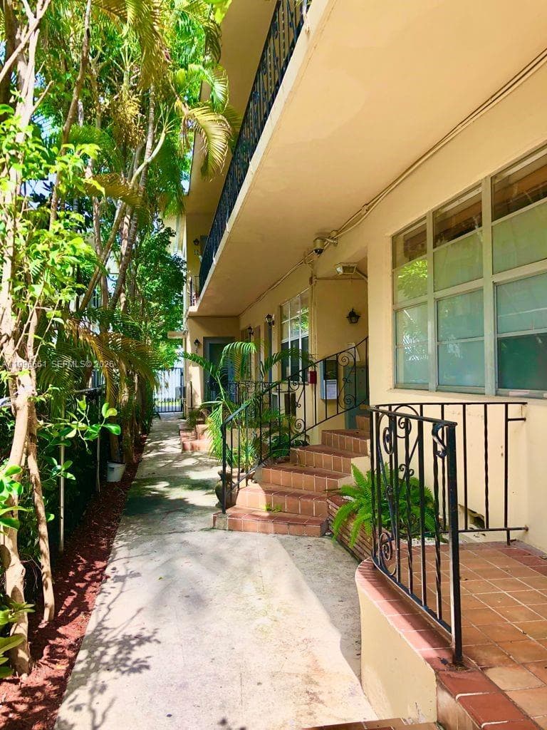 The Leslie Condo · #5 in Miami Beach - Photo 3
