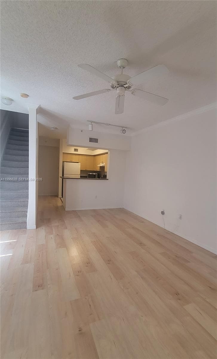 2961 NE 185th St #1607 photo 7
